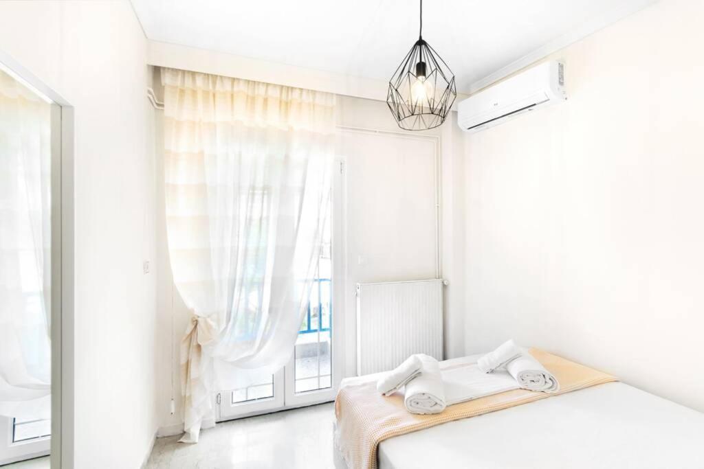 Seafront 2 Bedrooms Apartment Неа-Ираклия Экстерьер фото