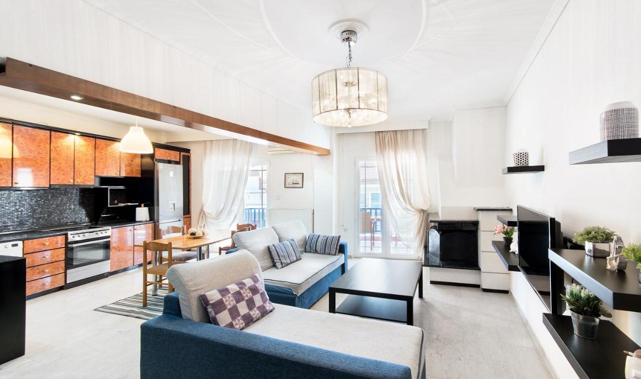 Seafront 2 Bedrooms Apartment Неа-Ираклия Экстерьер фото